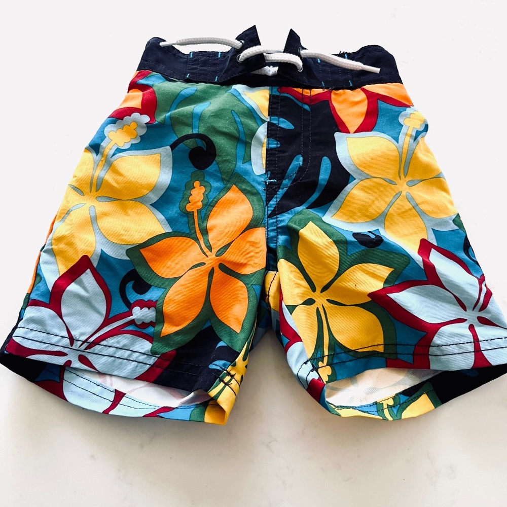 Gymboree boys swim trunks size 6-12 months